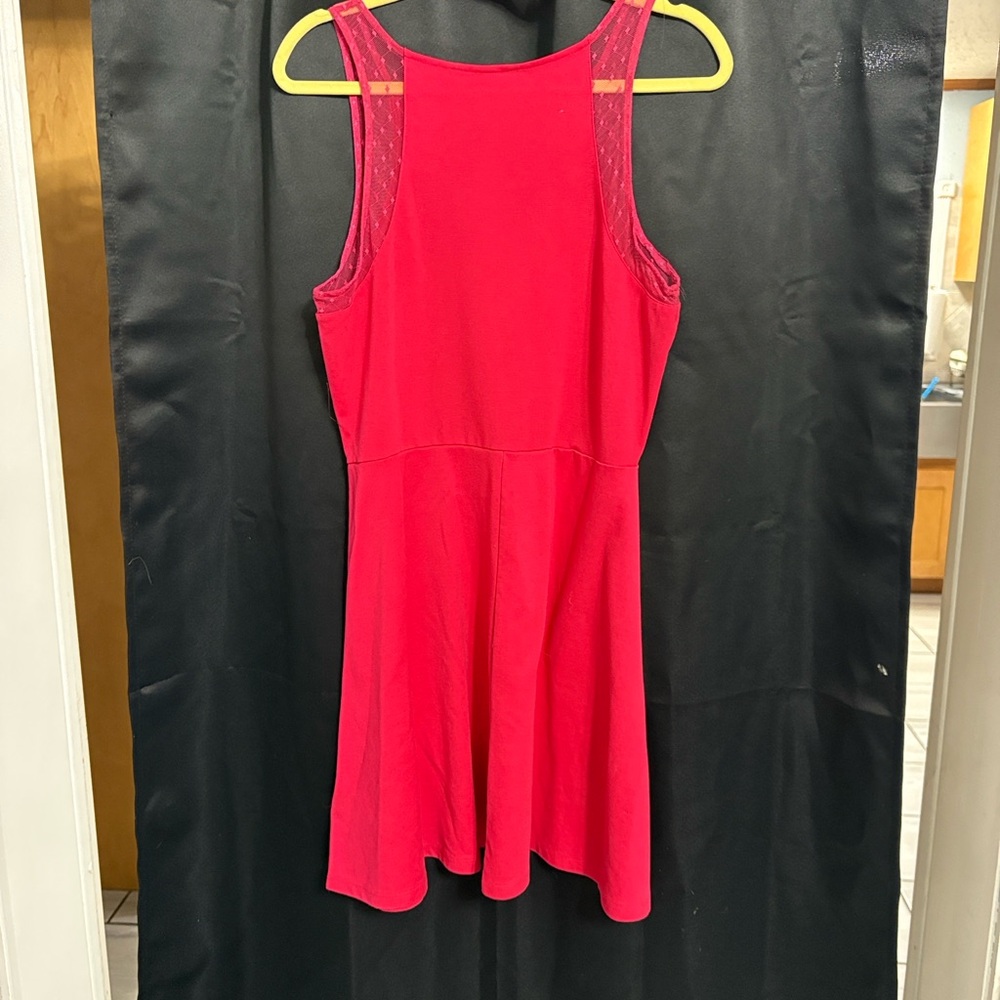 🖤H&M Vibrant Pink Sleeveless Mini Dress🖤 - Picture 3 of 5